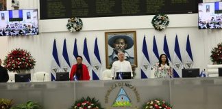 Foto: Comunicadores respaldan reforma constitucional durante consulta en la Asamblea Nacional / Cortesía