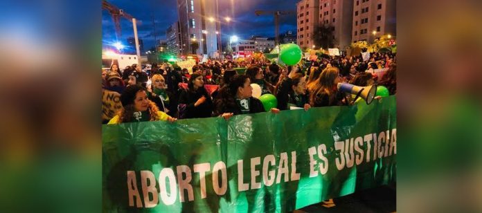 1 Foto: Chile marcha por el aborto legal/Cortesía