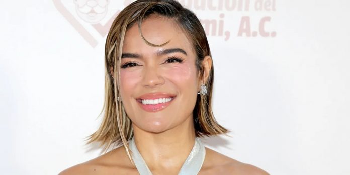 Foto:Karol G sorprende al mundo con “No me Arrepiento de Sentir Tanto”, su álbum más emocional/Cortesía Foto:Karol G sorprende al mundo con “No me Arrepiento de Sentir Tanto”, su álbum más emocional/Cortesía