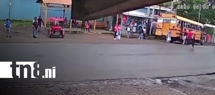 1 Foto: Niño resulta lesionado tras ser atropellado en la carretera Sébaco – Matagalpa/TN8