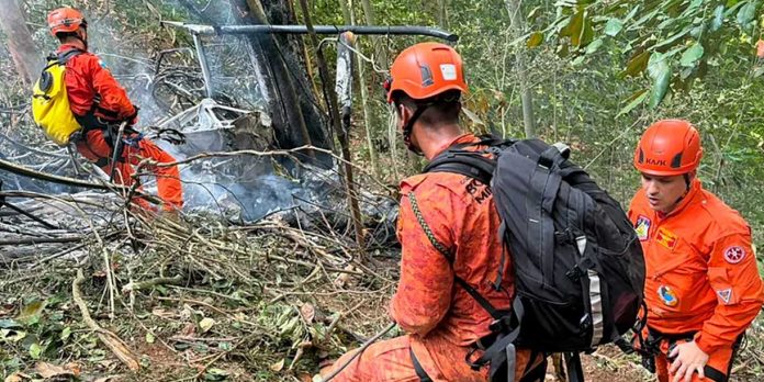 1 Foto: Cuatro muertos tras accidente de helicóptero turístico en Río de Janeiro, Brasil / Cortesía