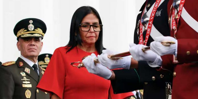1 Foto: Venezolanos respaldan gestión oficial ante los sismos y confían en la recuperación / Cortesía