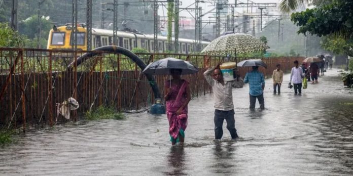 Foto: Tragedia en India: intensas lluvias dejan 157 muertos y cientos de heridos/Cortesía