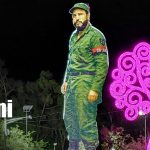 Managua ilumina gigantesca escultura de Fidel Castro por su centenario FOTO: Managua ilumina escultura de Fidel Castro/TN8
