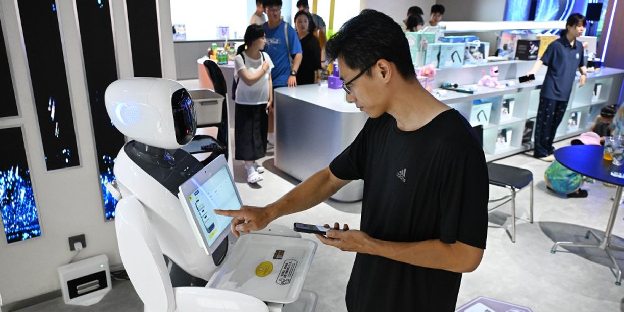 Foto: Robots llegan a tiendas de experiencias en China/Cortesía