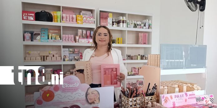 Foto: De una pequeña repisa a una tienda de cosméticos: la historia de OMG/TN8 Foto: De una pequeña repisa a una tienda de cosméticos: la historia de OMG/TN8