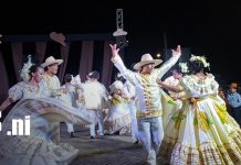 Granada celebra su Noche Tradicional en vísperas de la Asunción de la Virgen María Foto: Granada celebra su Noche Tradicional en vísperas de la Asunción de la Virgen María/TN8