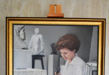 Teatro Nacional Rubén Darío recibe retrato de la escultora Edith Gron