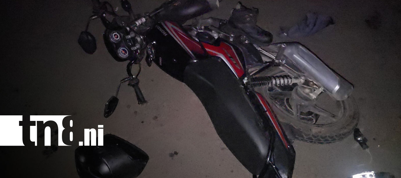 Foto: Motociclista resulta gravemente herido y acompañante huye tras accidente en Managua/TN8