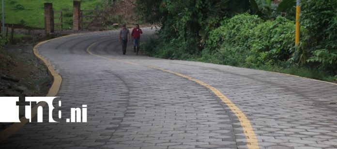 Foto: Barrio Miguel Alvarado de Siuna estrena 250 metros de calles/TN8 Foto: Barrio Miguel Alvarado de Siuna estrena 250 metros de calles/TN8