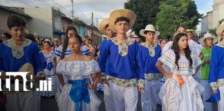 Foto: Diriamba: Tradición y cultura en el tercer desfile escolar/TN8