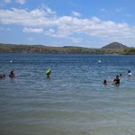 Familias disfrutan un refrescante domingo en Laguna de Xiloá Foto: Familias disfrutan un refrescante domingo en Laguna de Xiloá/TN8