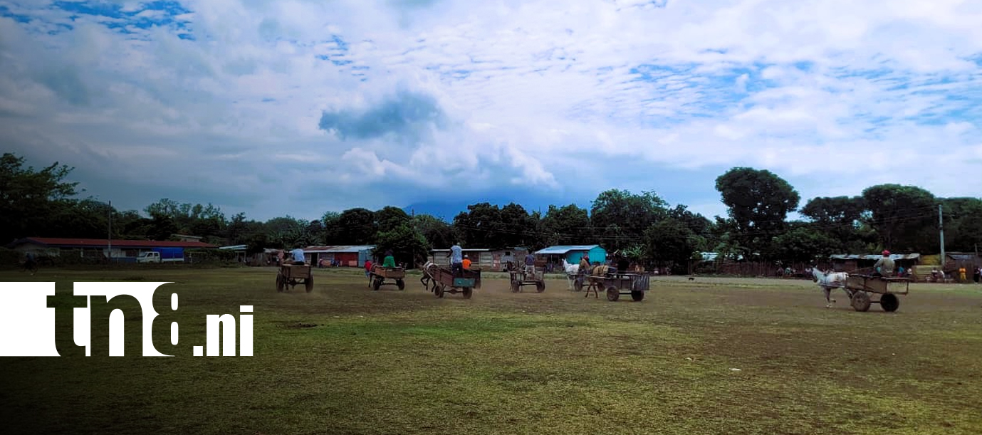 Foto: Nandaime vive la emoción de su carrera de carretones/TN8
