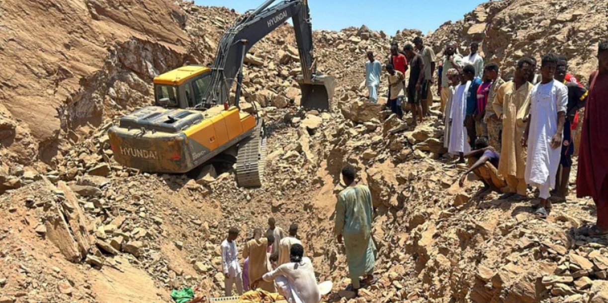 Foto: Derrumbe en mina de oro deja más de 100 muertos en África /Cortesía