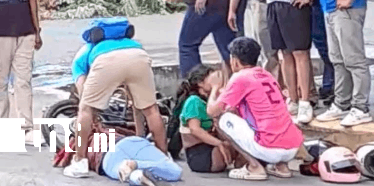 Foto: Se da a la fuga tras atropellar a dos jóvenes en Catarina /TN8