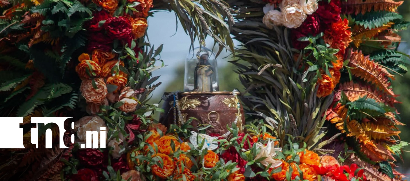 Foto: Entre fe y tradición, Minguito regresa a Las Sierritas/TN8