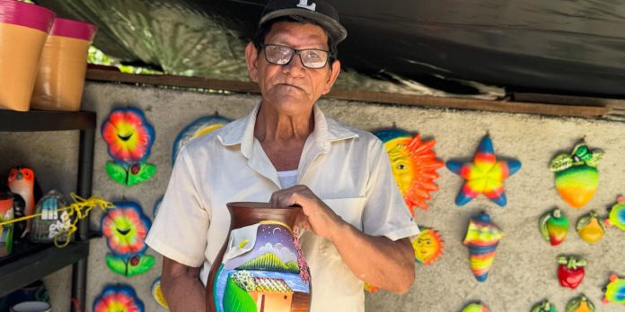 Foto: Anselmo López, seis décadas moldeando la artesanía de barro en Nicaragua/Cortesía Foto: Anselmo López, seis décadas moldeando la artesanía de barro en Nicaragua/Cortesía