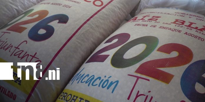 2 Foto: Más de 3 mil estudiantes de Altagracia reciben la Merienda Escolar/TN8