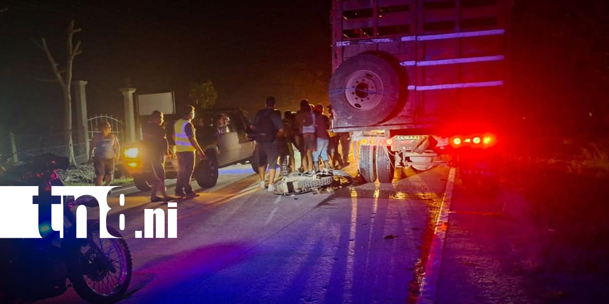 Foto: Motociclista muere tras impactar contra un camión en Siuna/TN8