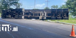 Foto: Vuelco de rastra en La Ñámbara deja un conductor lesionado y daños materiales/TN8