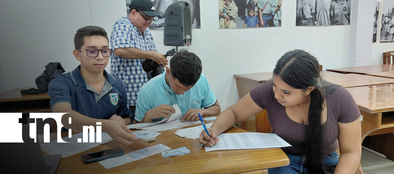 Foto: Más de 2 mil universitarios reciben Becas Pueblo Presidente en Managua/TN8
