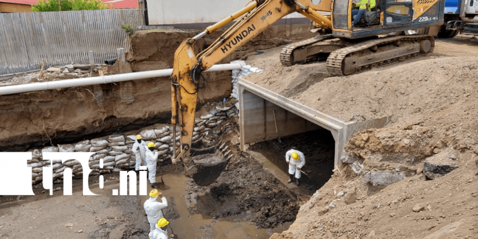 Foto: Obras de drenaje de la Pista Héroes de la Insurrección alcanzan el 72 % /TN8