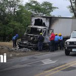 Incendio afecta camión que transportaba productos de la Merienda Escolar en Estelí Incendio sorprende a camión que llevaba Merienda Escolar en Estelí