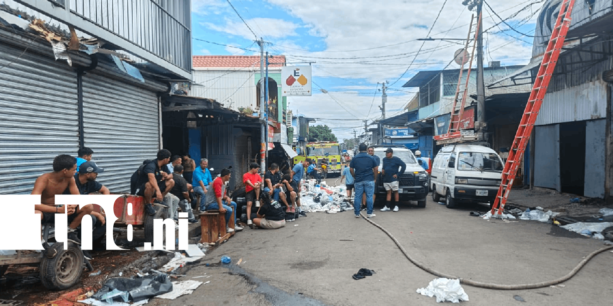 Foto: Más de 40 personas sin trabajo tras incendio en El Oriental /TN8