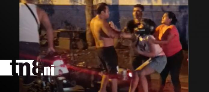 Foto: Joven pide auxilio tras persecución de un hombre en Ciudad Sandino/TN8 Foto: Joven pide auxilio tras persecución de un hombre en Ciudad Sandino/TN8