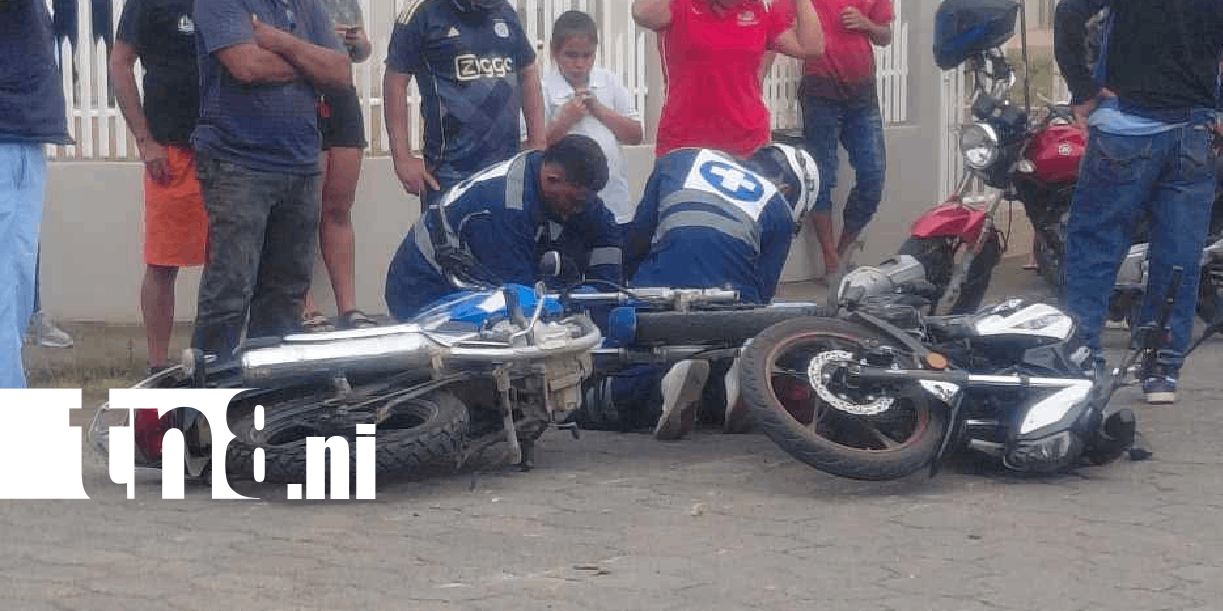 Foto: Iba con sus tragos y terminó chocando contra otro motociclista en Rivas /TN8