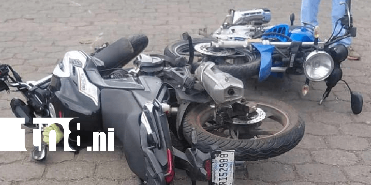 Foto: Iba con sus tragos y terminó chocando contra otro motociclista en Rivas /TN8