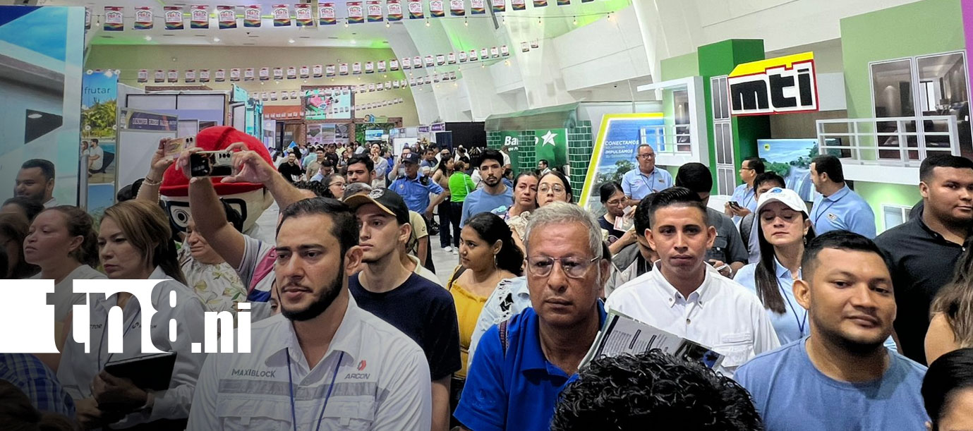 Foto: Olof Palme recibe la Feria Nacional de la Vivienda/TN8