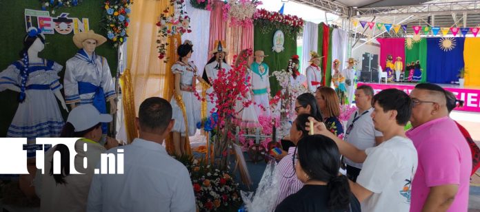 3 Foto: Festival de trajes originales del folklore celebra las Fiestas Patrias en Rivas/TN8
