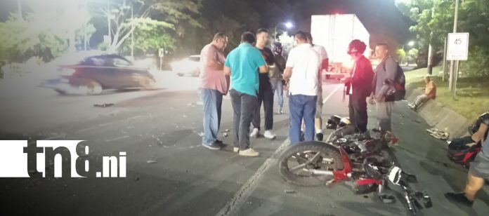 Foto: Accidente en la Cuesta El Plomo, Managua, deja dos lesionados/TN8