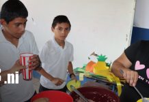 Lanzan con alegría la tercera entrega de la merienda escolar en el Triángulo Minero Foto: Tercera entrega de merienda escolar llega al Triángulo Minero/TN8