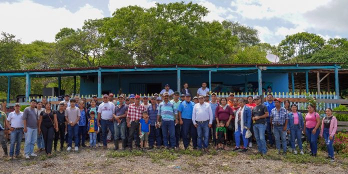 30 Foto: IPSA fortalece vigilancia sanitaria con productores de Santa Lucía, Boaco/Cortesía