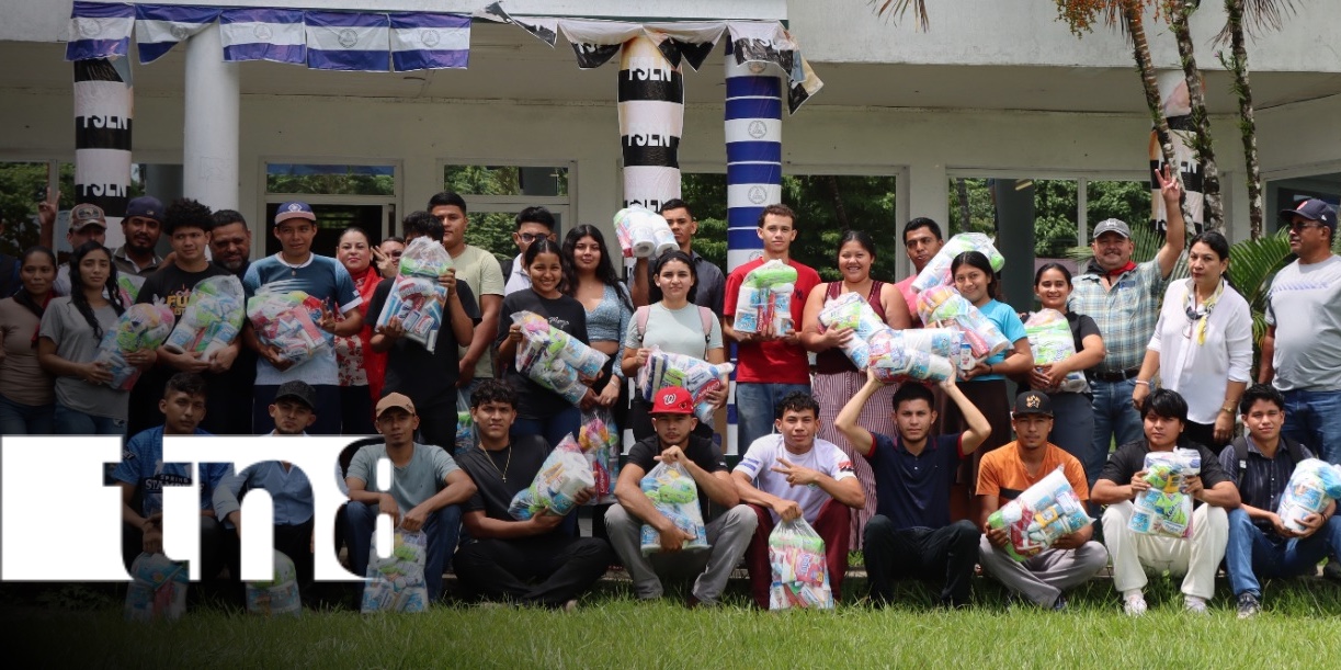 Foto:50 estudiantes de URACCAN Siuna reciben enseres para fortalecer su bienesta/Tn8