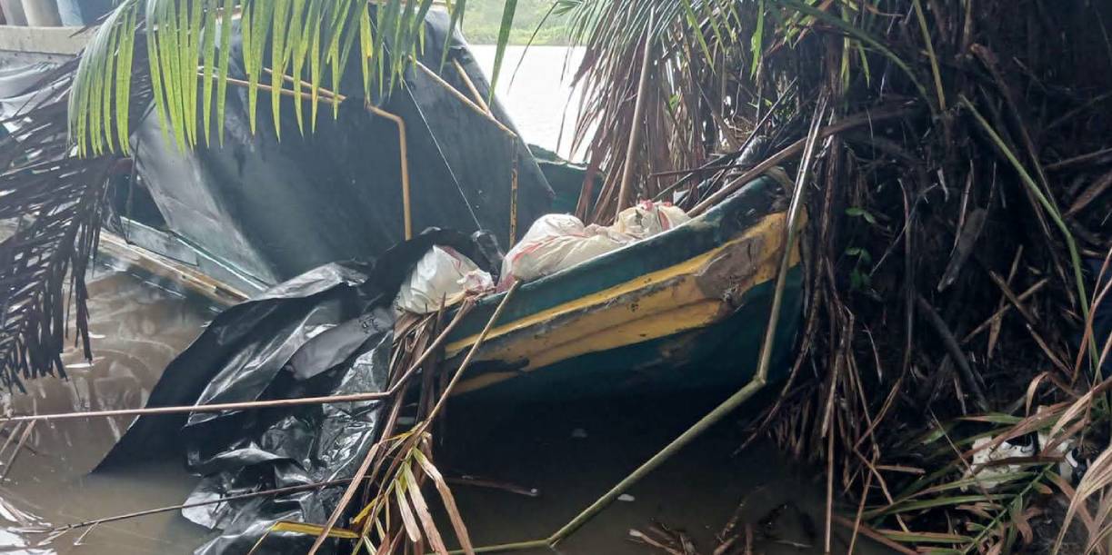 Foto:Operativo de rescate pone a salvo a 43 tripulantes en el Río San Juan/Cortesía