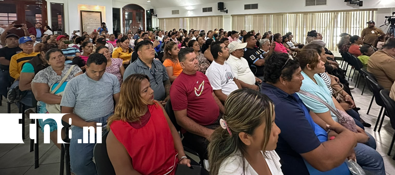 Foto: Comerciantes respaldan la reforma constitucional/TN8
