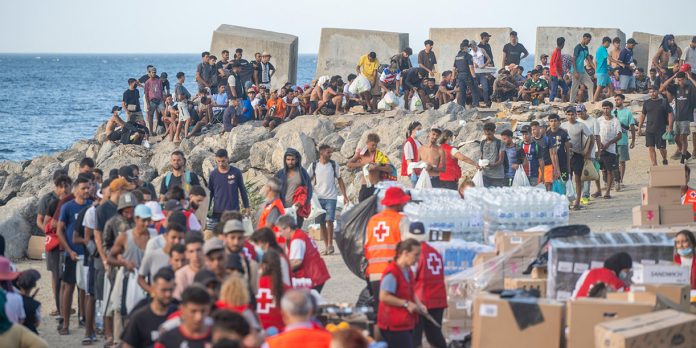 Foto: Ceuta enfrenta una emergencia humanitaria, pero descarta una crisis sanitaria/Cortesía