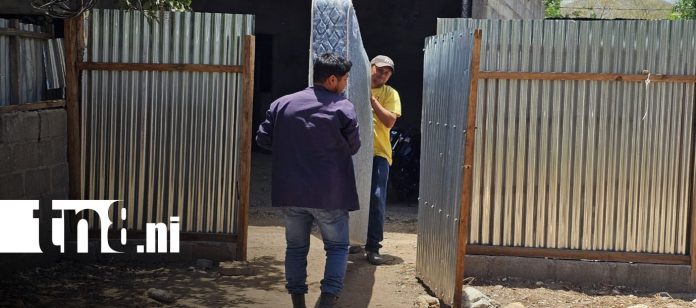 Foto: Ocotal brinda apoyo a familia afectada por incendio/Tn8