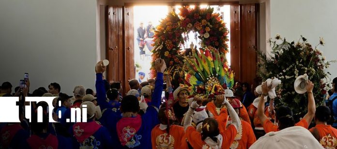 Foto: Entre fe y tradición, Minguito regresa a Las Sierritas/TN8 Foto: Entre fe y tradición, Minguito regresa a Las Sierritas/TN8