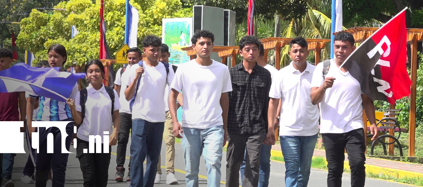 Foto: Jóvenes de Ometepe reviven la Cruzada de Alfabetización/TN8