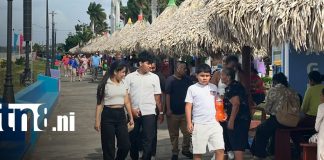 Foto: Familias aprovechan espacios recreativos del Puerto Salvador Allende/TN8