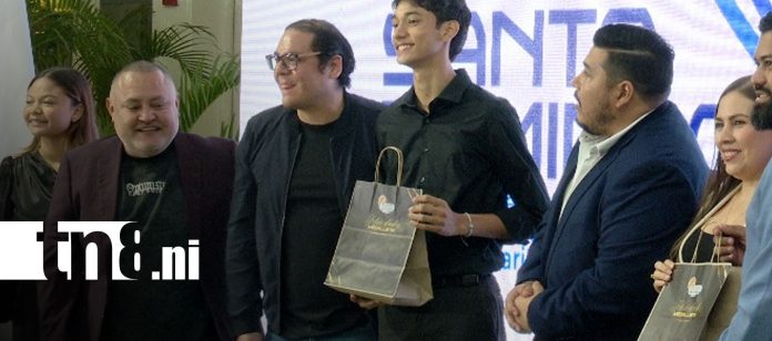 Foto: Nicaragua homenajea a atletas por sus medallas internacionales/TN8