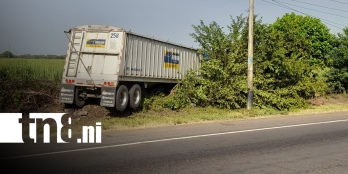 Foto: Fuerte accidente de tránsito en carretera de León / TN8