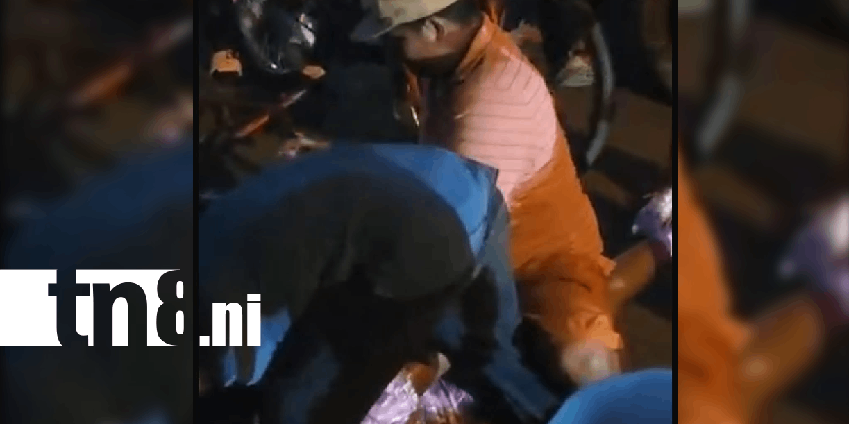 Foto: Pelea en plena calle de San Jerónimo termina con una joven hospitalizada /TN8