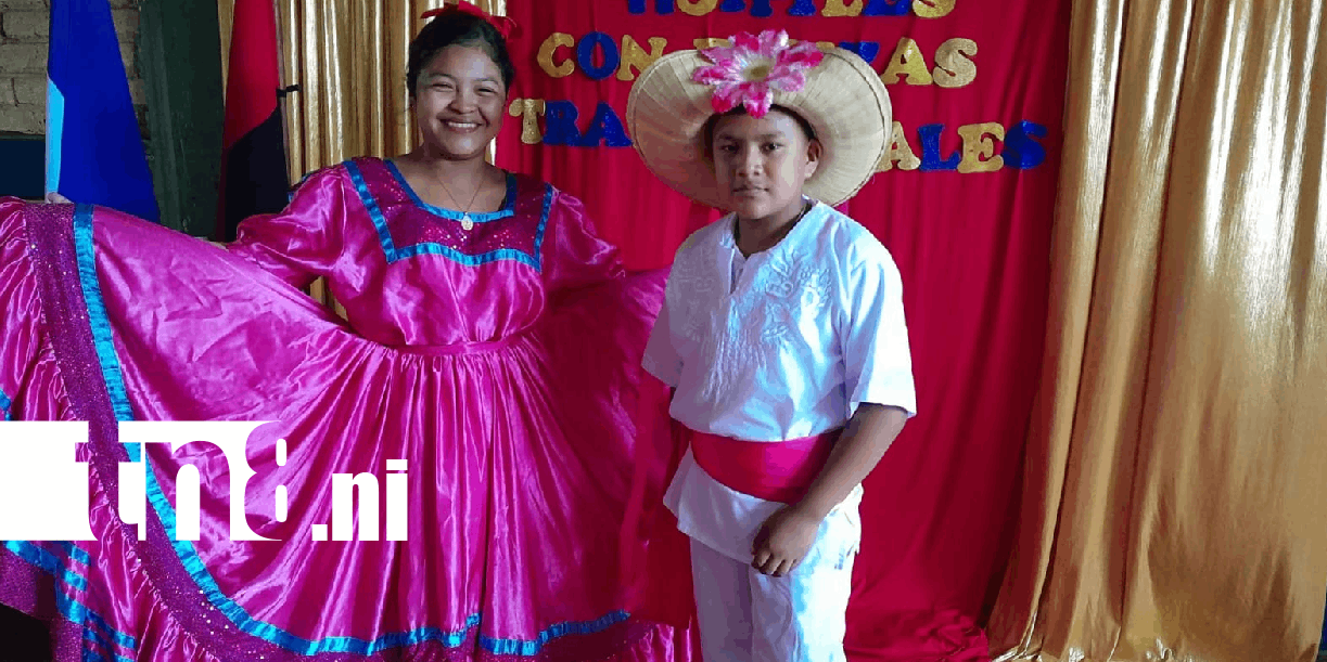 Foto: Danzas y huipiles protagonizan jornada cultural en la Isla de Ometepe /TN8
