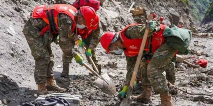 Foto: Deslizamiento en Xizang deja 16 muertos y 546 desaparecidos/Cortesía