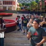 Foto: Competencia de "farmear aura"